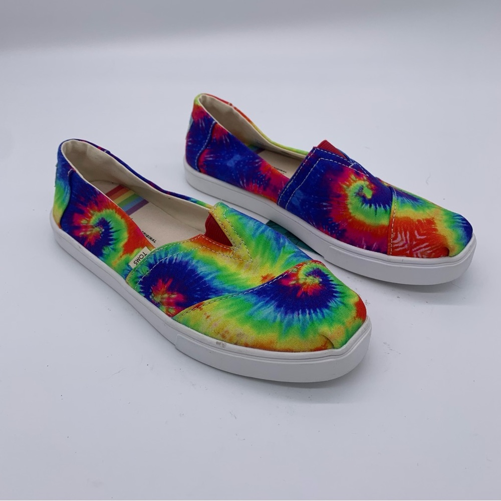 TOMS Pride Alpargata Multi Tie-Dye 6 B (M) NWOB‎ 7010